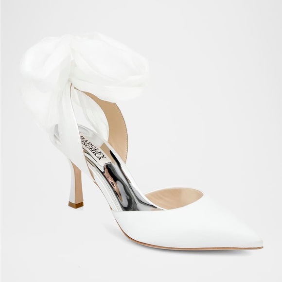 Badgley Mischka Blaze Satin Ankle Wrap Pumps Size 10 NWT - Picture 2 of 3